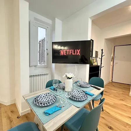 Luxury Peri Apartment Florence